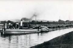 Aire and Calder Navigation Company steam tug  No. 10