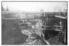 GDMA022 Excavations in Barge Dock about 1920s.