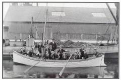 GDMA027 Goole sea scouts with their brand new boat, 1919.