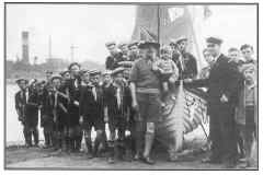 GDMA039 Goole sea scouts with new boat, 1934/35.