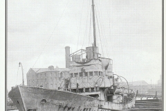 GDMA126 Unknown naval trawler of WW1 in drydock, Goole. GDMA126 Unknown naval trawler of WW1 in drydock, Goole.