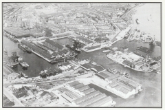GDMA138 Part of Goole docks from the air, circa 1955. GDMA138 Part of Goole docks from the air, circa 1955.