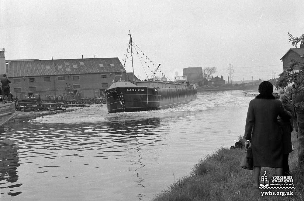Tanker barge BATTLE STONE launched 9 May 1968