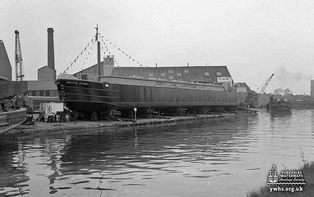 Tanker barge BATTLE STONE launched 9 May 1968