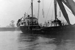 Raising the BIRGIT MULLER.                         