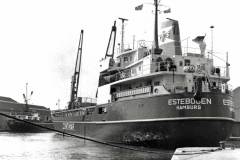 MV Estebogen noses her way out of Goole Docks.