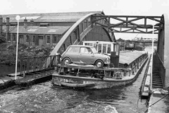 Barge Risby over the Stanley Ferry Aqueduct.