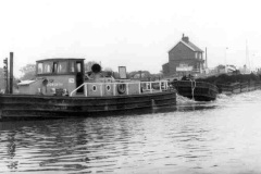 Brodsworth towing compartment boats.