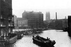 The River Aire from Leeds Bridge.
