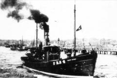 The steam drifter Mary Hurd (FR 24).
