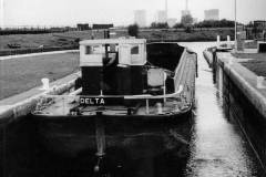 The British Waterways motor barge Delta in Sykehouse Lock.