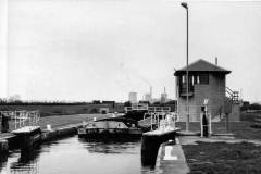 The British Waterways motor barge Delta in Sykehouse Lock.