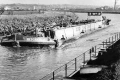 The tanker barge Redshank C.
