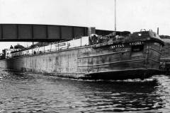 Unladen tanker barge BATTLE STONE.