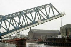 Humber Dawn waiting for North Bridge to open.