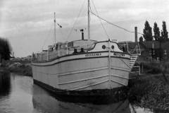 Sabrina W on the Selby Canal.