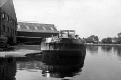 The unladen tanker barge Sandall.