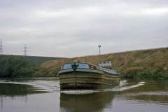 The unladen motor barge Heritage.