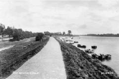 A postcard titled - The Banks, Goole.