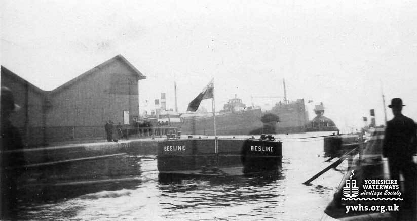 Barge Besline in the port of Goole