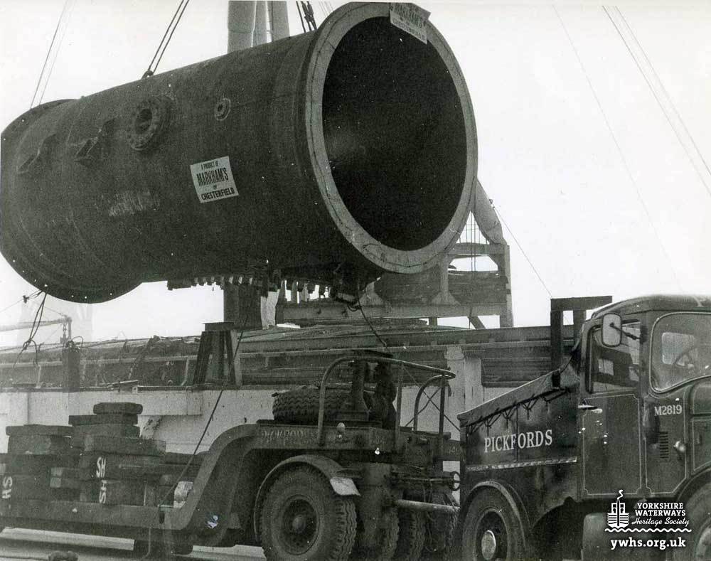 Lifting a large diameter pipe