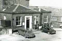 The old Toll Office at Castleford Flood Lock No 9.