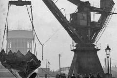 Raising a wreck from Stanhope Dock.