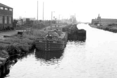 A diesel tug and jebus No 22.