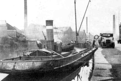 Queensview unloading at Thornes Wharf.