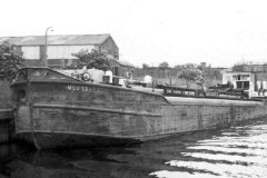 Moredale moored at Wakefield.