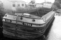 The unladen barge Tess.