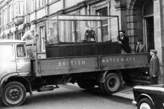 A working model of a hoist.
