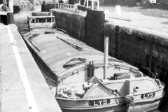 The motor barge Lys in Doncaster Lock en-route to Rotherham.