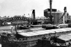 The motor barge Sandsprite.
