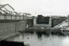 Replacing Stanley Ferry Aqueduct over the River Calder.