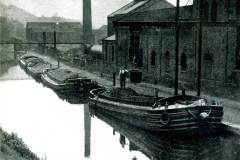 Discharging coal at Sowerby Bridge Gasworks.