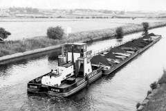 Tug CH 106 en-route to Ferrybridge Power Station.