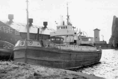 The motor barge Onward moored in Goole\'s South Dock.