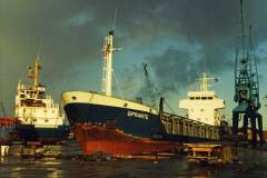 Sprante unloading in Goole Docks.