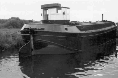 The freshly painted barge Enid Hilda.