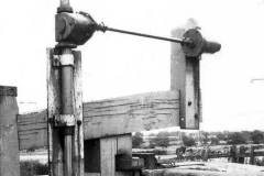 An example of a canal lock paddle mechanism.