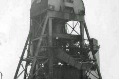 No 5 Compartment Boat Hoist.