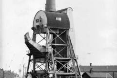 No 5 Compartment Boat Hoist.