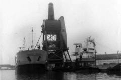 No 5 Compartment Boat Hoist.