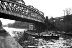 Barge Fidelity in October 1971.