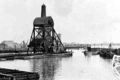 Goole's No 1 Compartment Boat Hoist.