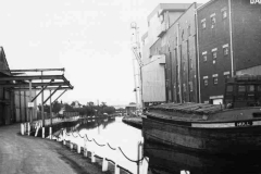 Syntan moored on Beverley Beck.