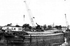 An unladen motor barge.