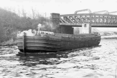 Hargreaves barge William Hennell.